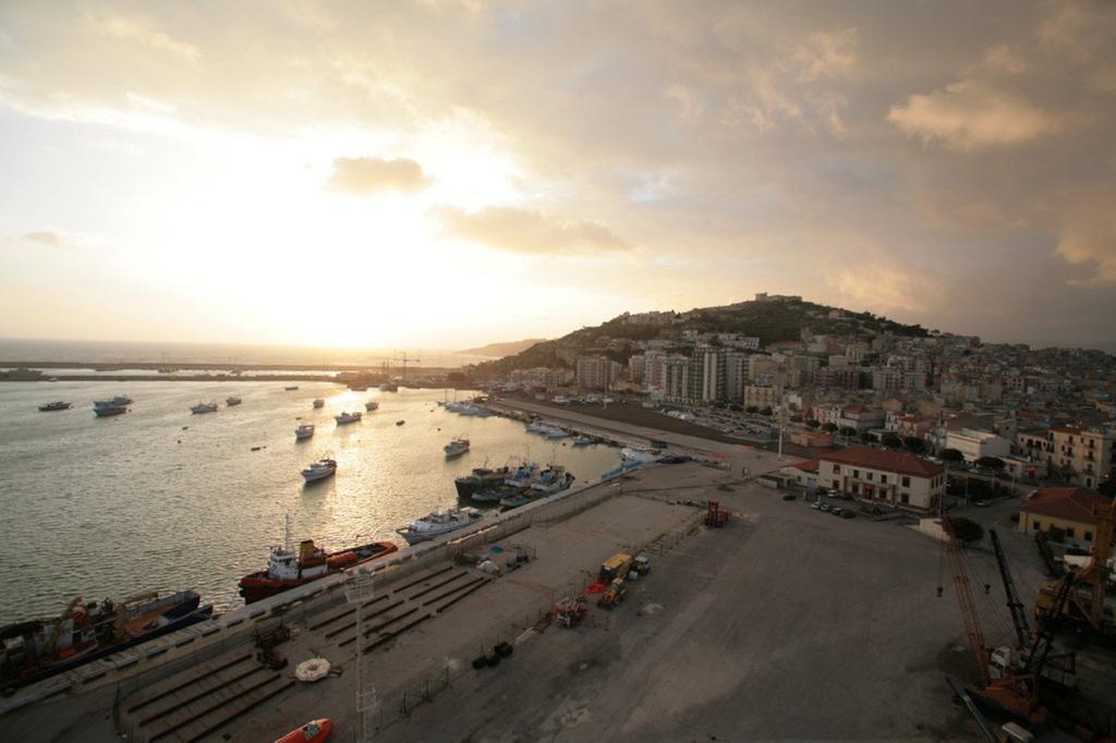Вілла Castel Sant'Angelo Sea View Ліката Номер фото